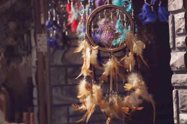 DIY Dreamcatcher: Detailed Instructions